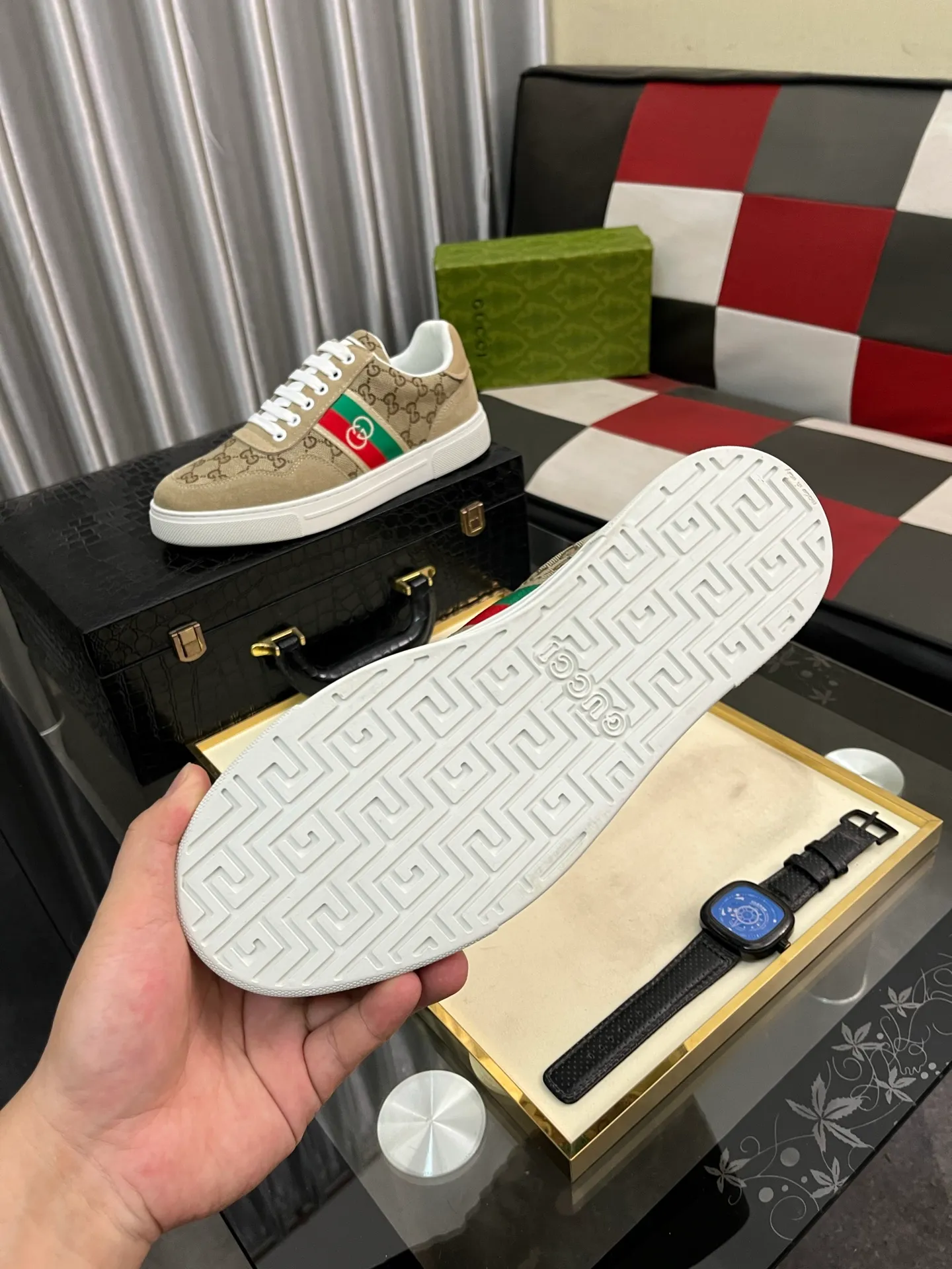 Men's shoes 💰440⌚️⌚️ (GUCCI) Men's casual shoes from Gucci's official website, the same style, the upper is made of cowhide with imported new brand elements Gucci, showing a good atmosphere, simple design, super versatile, 🐑 leather lining, air-cushion rubber outsole, size 38-443️⃣ colors available